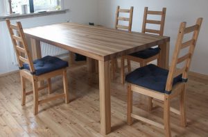Tisch Ulme